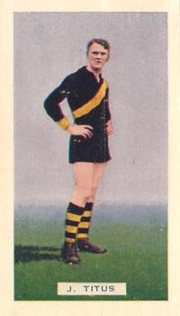 1935 Hoadley's League Footballers #71 Jack Titus Front